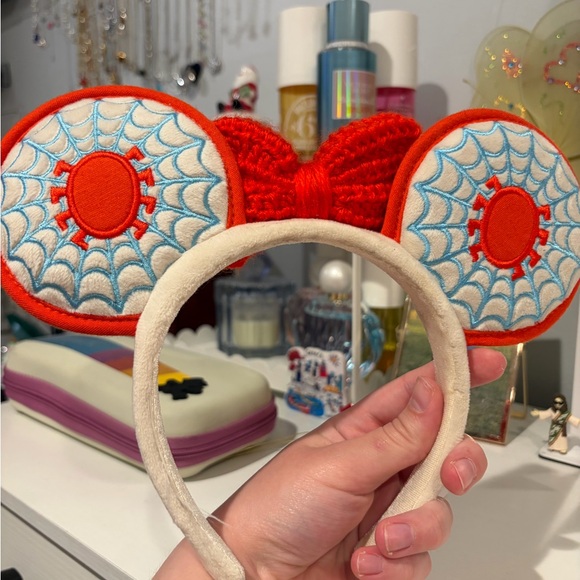 Spider-Man Disney Ears - Picture 2 of 2